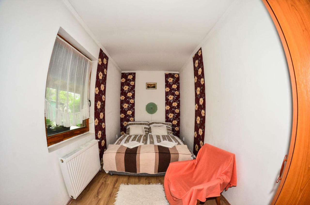 Klára Apartman Szentes Esterno foto